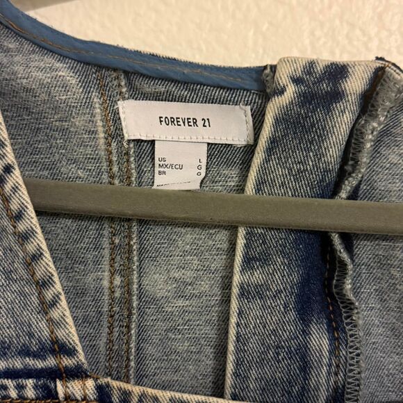 Forever 21 Women's Blue Acid Wash - Picture 2 of 4